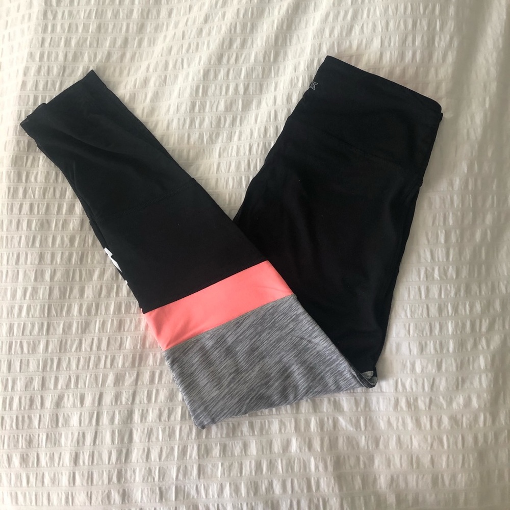 PINK leggings with detail and design